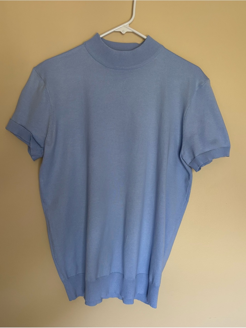 Women’s Short Sleeve Knit Top in Light Blue